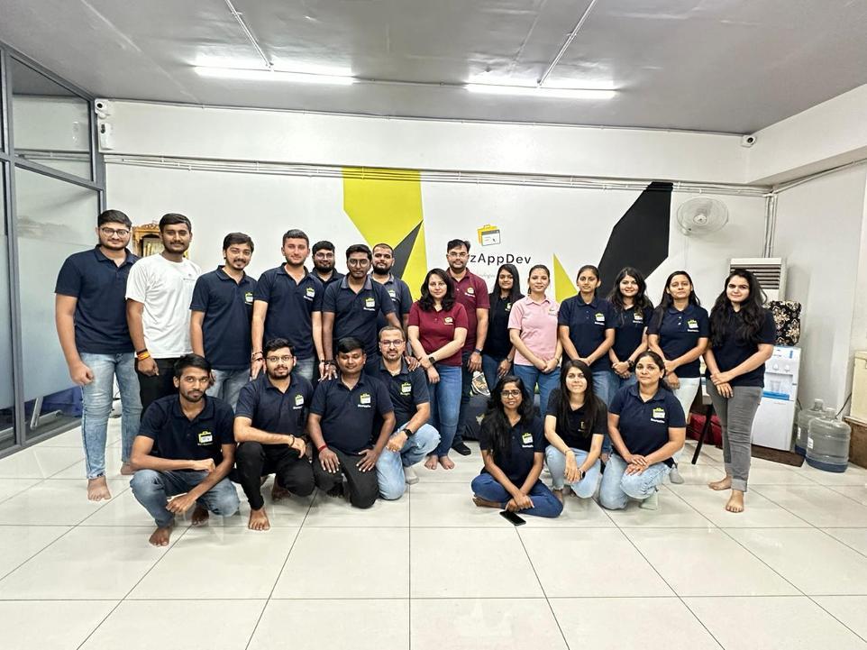 BizzAppDev team moment